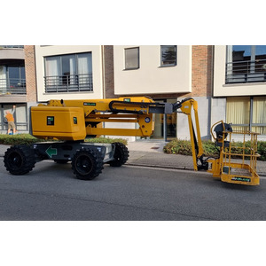 Kniktelescoop zelfrijdend 16m4x4 nr. 002