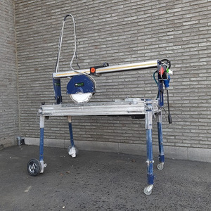 Scie diamantée sur table 90 cm