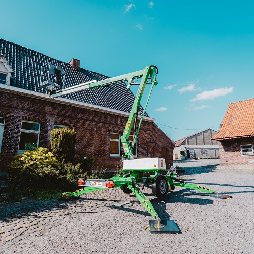 Hoogwerker op aanhangwagen 12m
