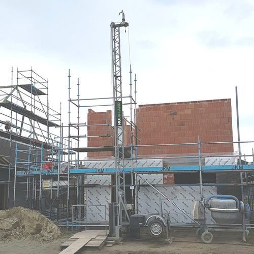 Monte-charge hauteur du mât 7,5 m