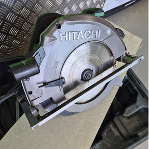 Scie circulaire portative Ø 190 mm