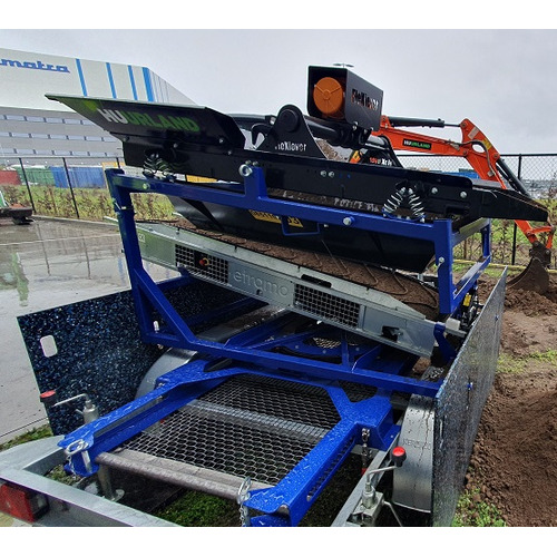 foto mobiele grondzeef op trailer 01