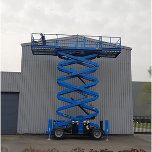 Nacelle à ciseaux diesel 18 m 4x4 680 kg