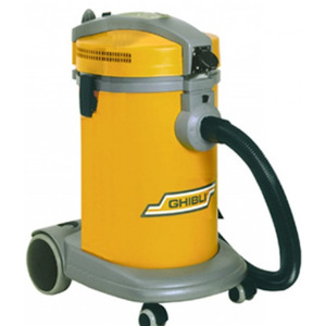 Aspirateur 1,3 kW