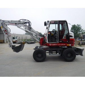 Graafmachine op banden 10 ton