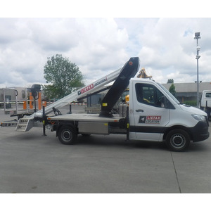 Hoogwerker op bestelwagen 20 m telescoop