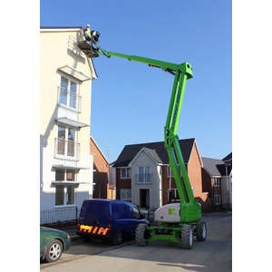 Kniktelescoop zelfrijdend 17m 4x4 hybrid