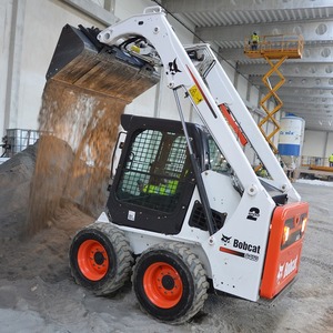 Chargeur compact 2500 kg