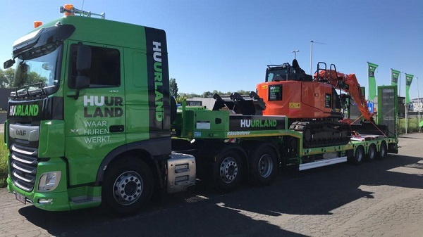 vrachtwagenmet13tonskraan600px.jpg