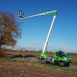 Nacelles téléscopiques sur camionette