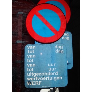 Panneau E1 interdit de stationner BRUGES